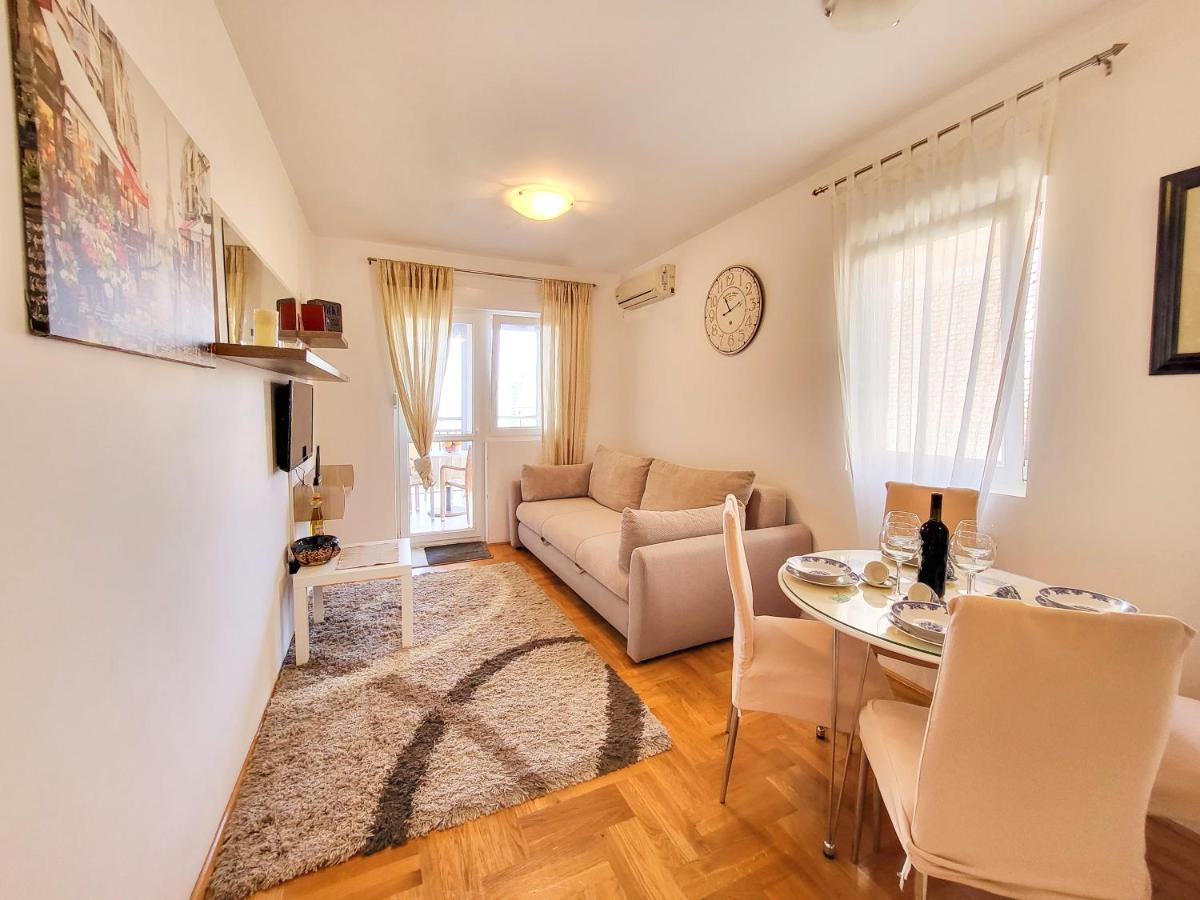Apartment Rachel Petrovac Buitenkant foto