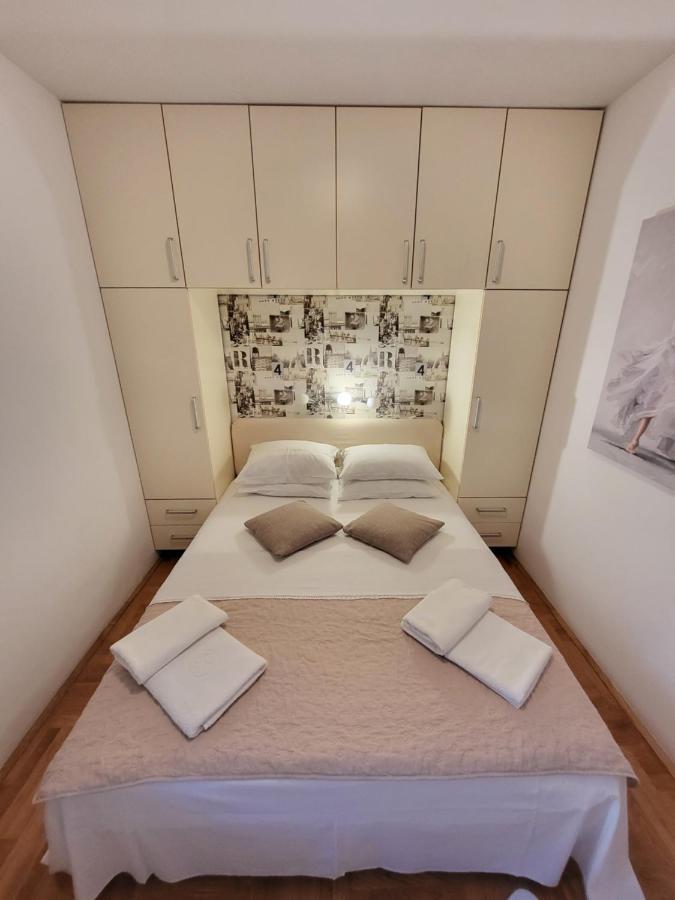 Apartment Rachel Petrovac Buitenkant foto